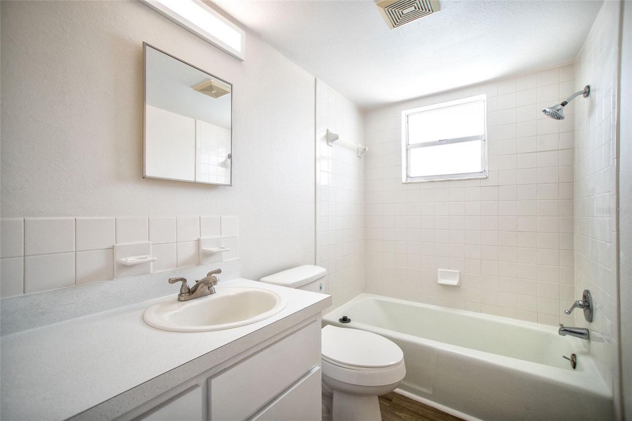 6062 22nd Avenue N, Unit 5, Saint Petersburg, FL 33710 Photo