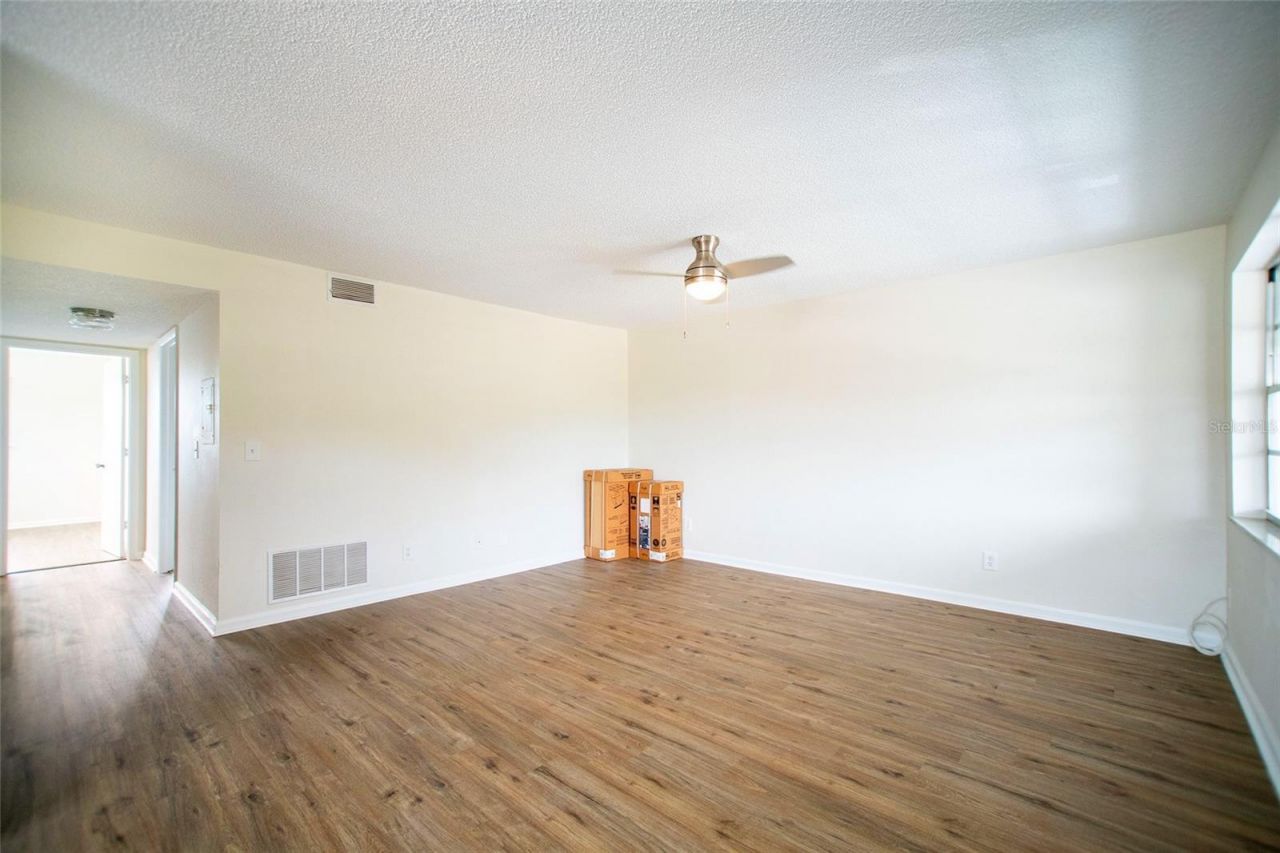 6062 22nd Avenue N, Unit 5, Saint Petersburg, FL 33710 Photo