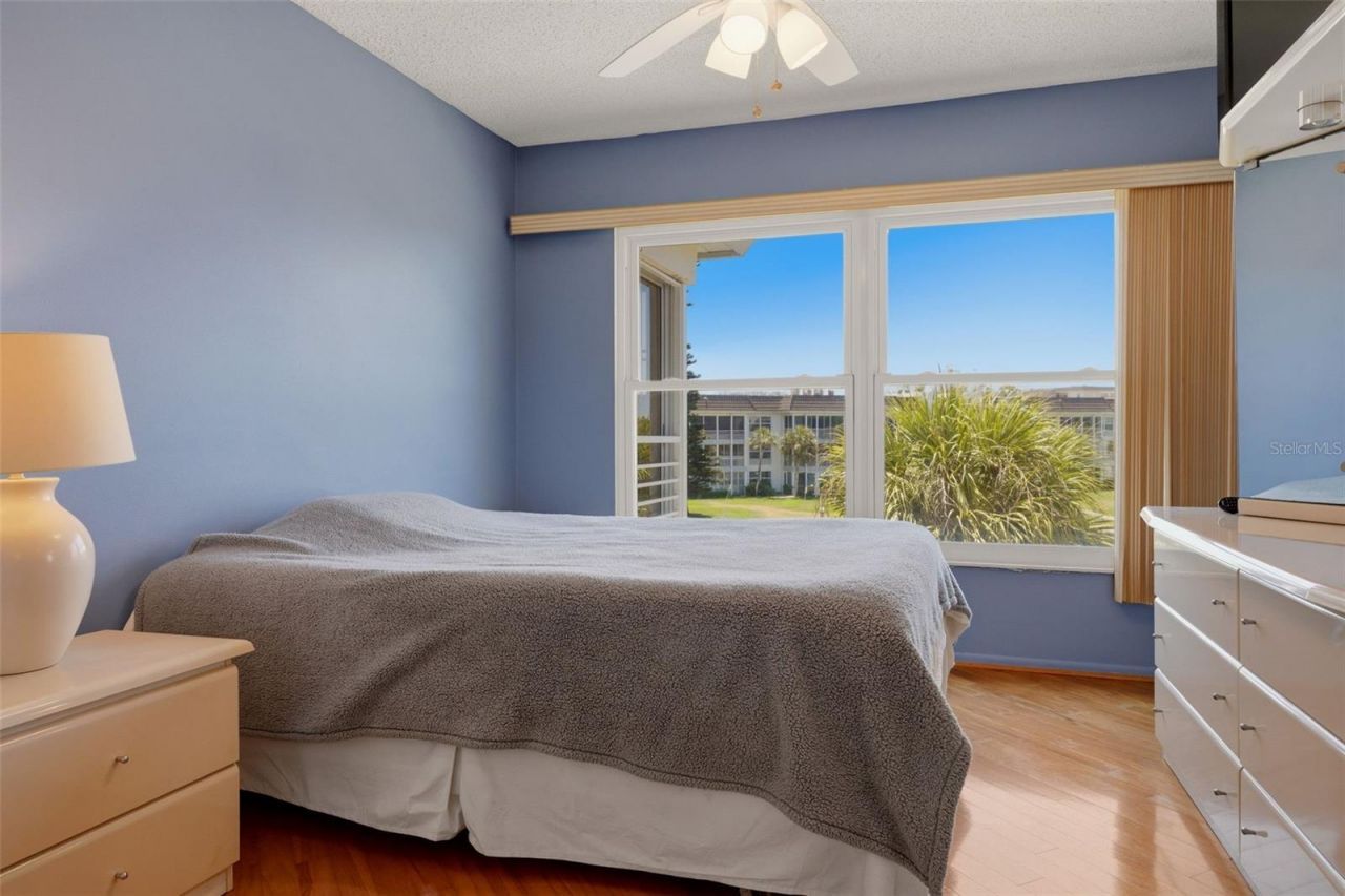 4400 Exeter Drive , Unit 305, Longboat Key, FL 34228 Photo