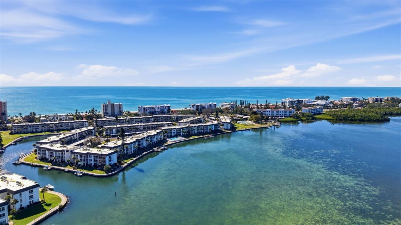 4400 Exeter Drive , Unit 305, Longboat Key, FL 34228 Photo