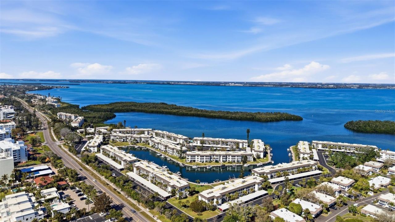 4400 Exeter Drive , Unit 305, Longboat Key, FL 34228 Photo