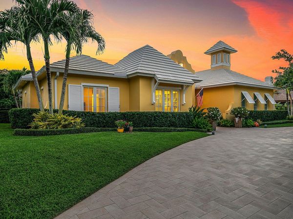 10329 Prestwick Road, Boynton Beach, FL 33436