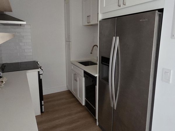 1001 SE 16th Street, Unit 7, Fort Lauderdale, FL 33316