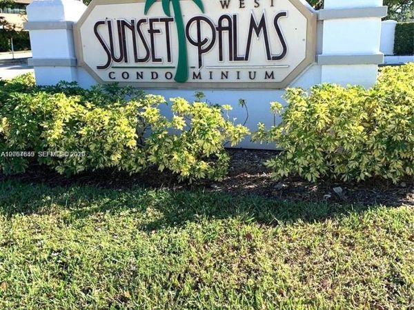 7256 SW 94 PL, Unit A4, Miami, FL 33173