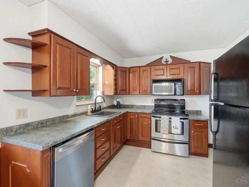 4190 Ebenezer Road, Green Township, OH 45248 Photo 14