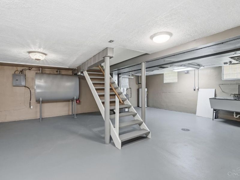 4190 Ebenezer Road, Green Township, OH 45248 Photo 25