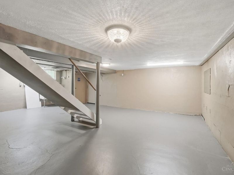 4190 Ebenezer Road, Green Township, OH 45248 Photo 26