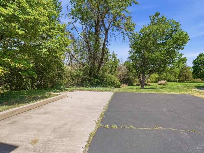 4190 Ebenezer Road, Green Township, OH 45248 Photo 38