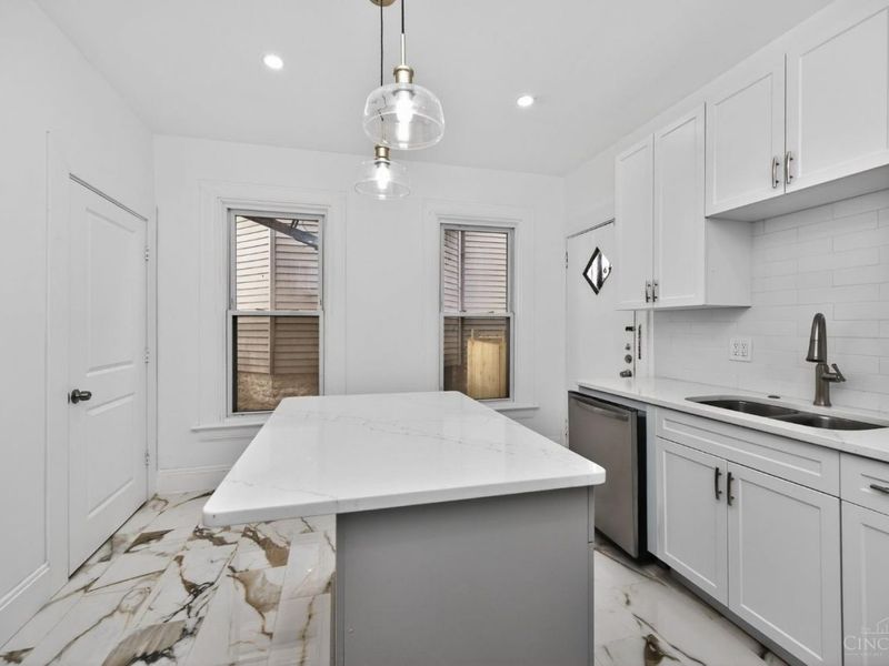 834 Rockdale Avenue, Cincinnati, OH 45229 Photo 11