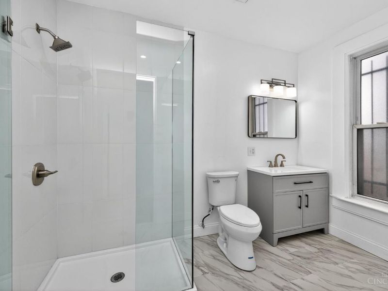 834 Rockdale Avenue, Cincinnati, OH 45229 Photo 16