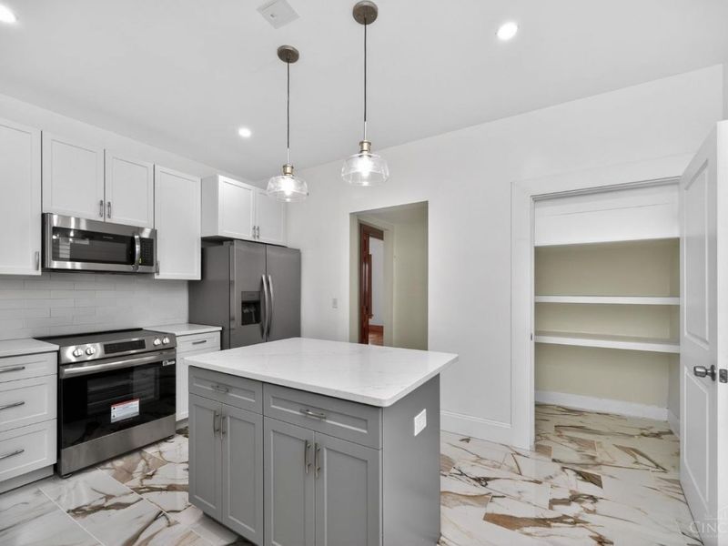 834 Rockdale Avenue, Cincinnati, OH 45229 Photo 9