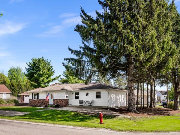 501 E Cherry Street , Leroy, IL 61752