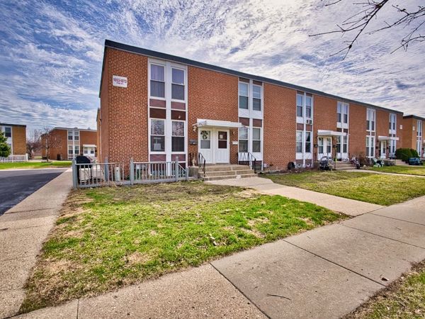 1857 Pine Street , Des Plaines, IL 60018