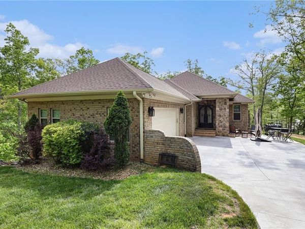 1629 Healing Springs Drive , Denton, NC 27239
