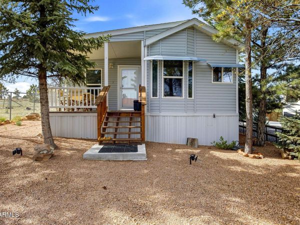 2275 Old Crooks Trail, Overgaard, AZ 85933