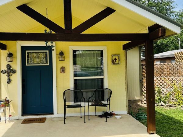 552 Diaz, Uvalde, TX 78801