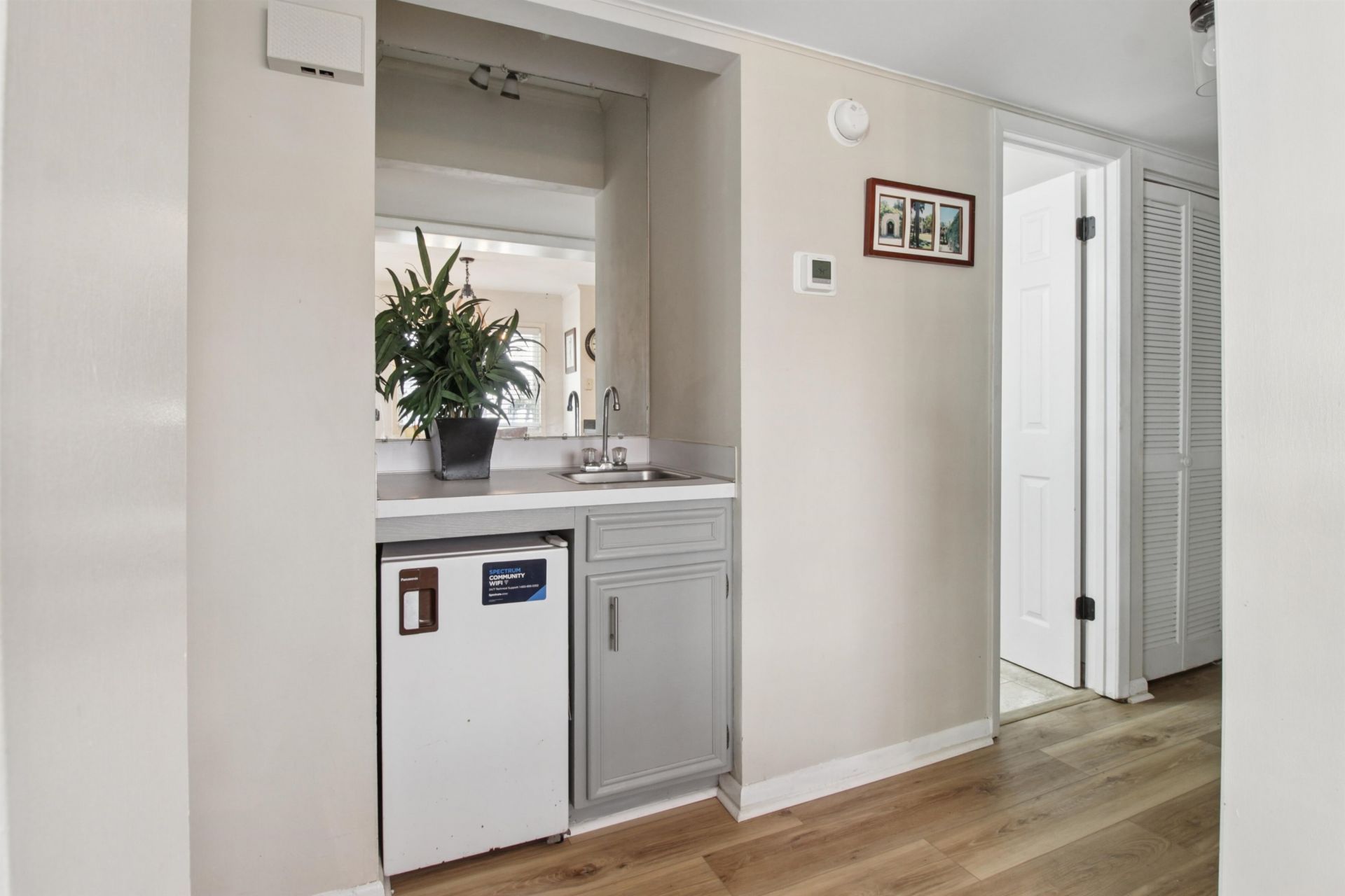 9570 Shore Dr.  Photo 18