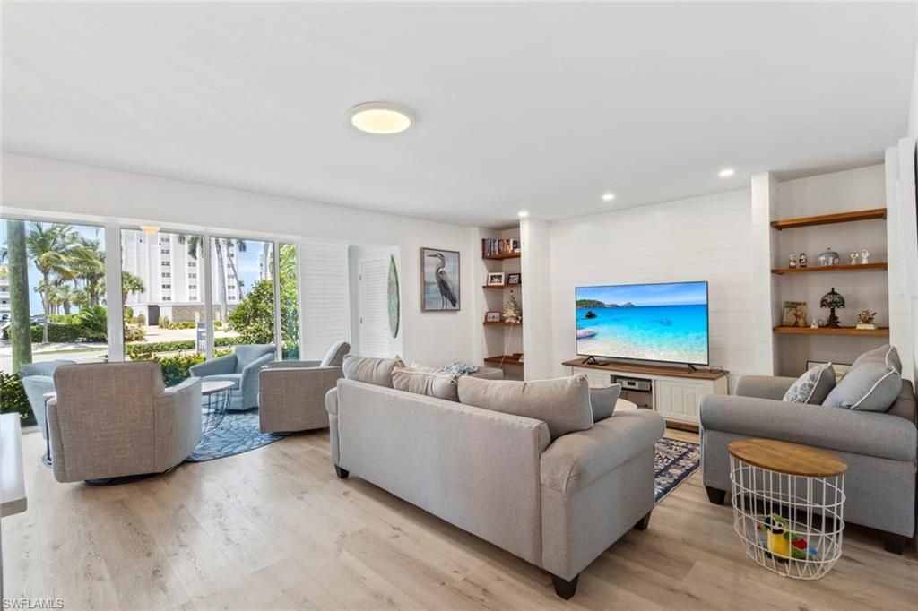 1910 Gulf Shore Blvd N, Unit 104, Naples, FL 34102 Photo