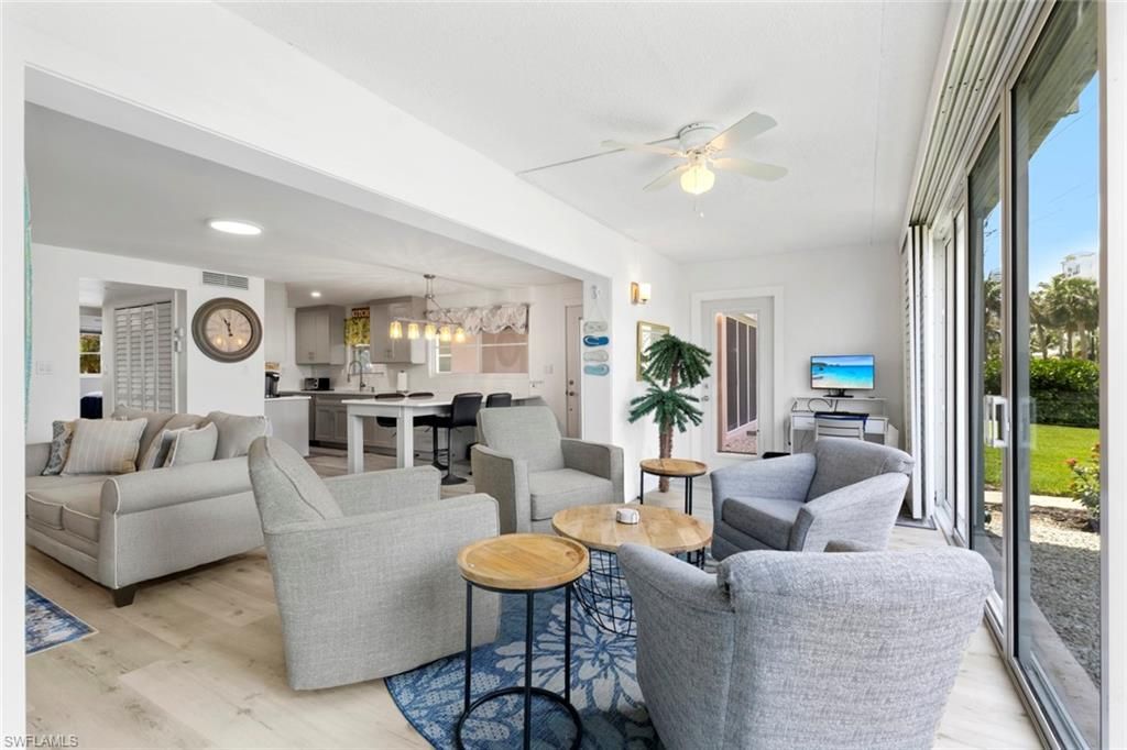 1910 Gulf Shore Blvd N, Unit 104, Naples, FL 34102 Photo