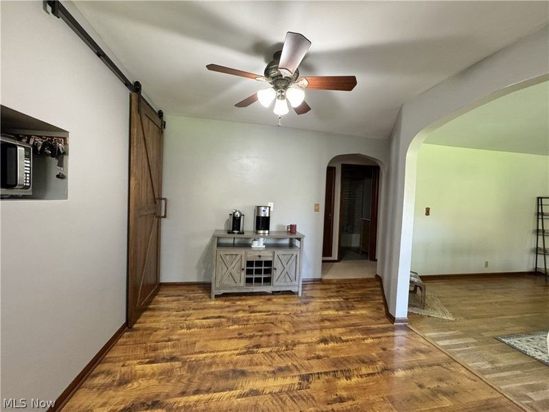 2315 Howland Wilson Road, Cortland, OH 44410 Photo 7