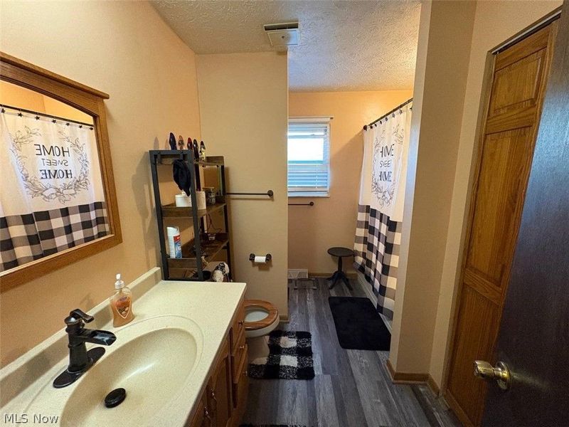 503 Meadowridge Avenue NW, Canton, OH 44708 Photo 13