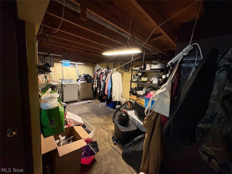 503 Meadowridge Avenue NW, Canton, OH 44708 Photo 23