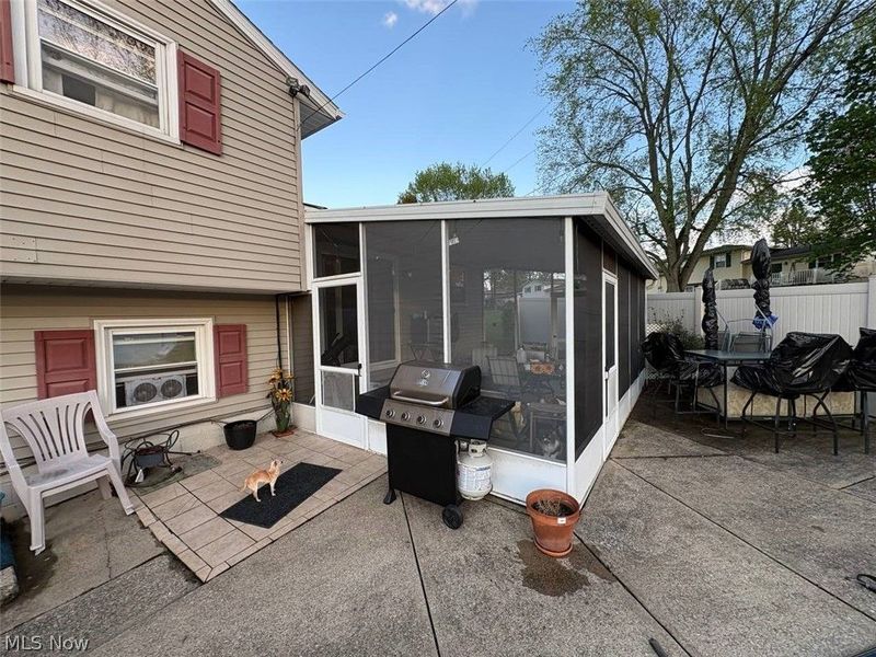 503 Meadowridge Avenue NW, Canton, OH 44708 Photo 32