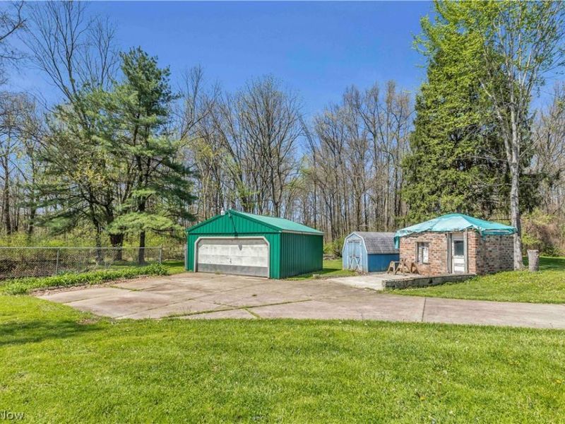 2140 Gardenland Avenue , Niles, OH 44446 Photo 22