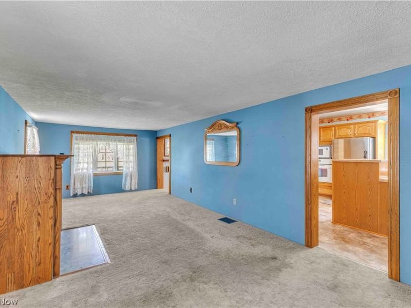 2140 Gardenland Avenue , Niles, OH 44446 Photo 4