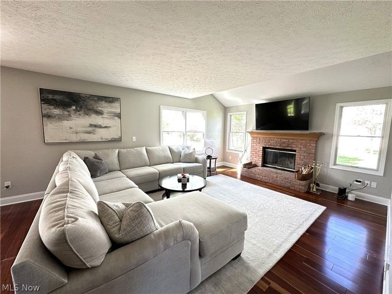 723 Sawmill Drive , Avon Lake, OH 44012 Photo 5