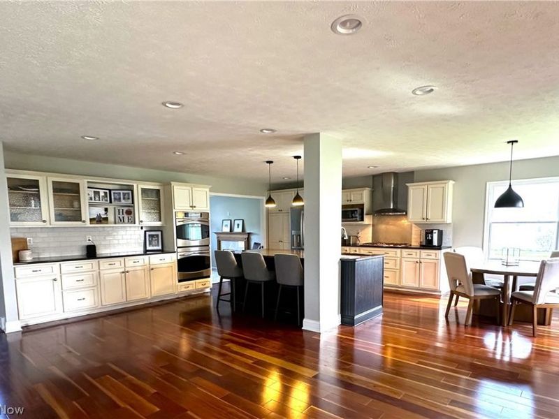 723 Sawmill Drive , Avon Lake, OH 44012 Photo 6