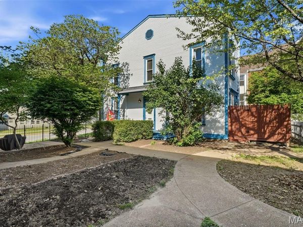 2638 Park Avenue, St Louis, MO 63104