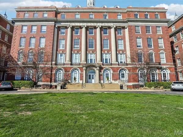 1515 Lafayette Avenue, Unit 114, St Louis, MO 63104