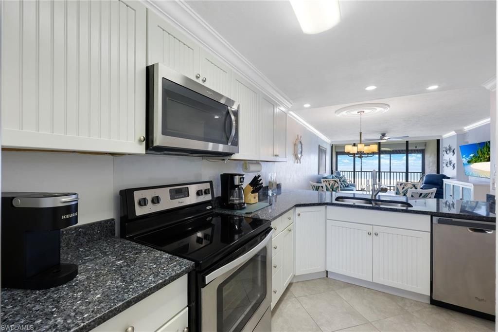 6400 Estero Blvd, Unit 402, Fort Myers Beach, FL 33931 Photo
