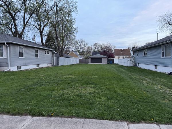 7413 S Harrison Avenue , Hammond, IN 46324