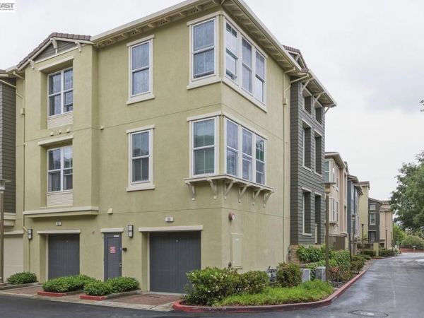 38 Silk Oak Ter, Fremont, CA 94536