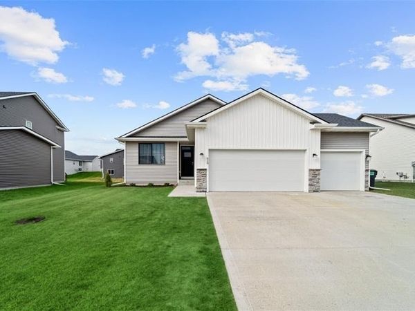 628 NE 56th Street, Ankeny, IA 50021