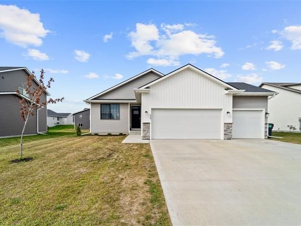 628 NE 56th Street , Ankeny, IA 50021