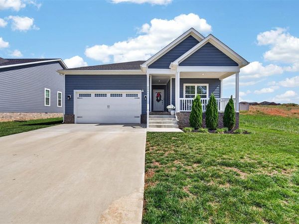 2061 Annapolis Lane , Bowling Green, KY 42103