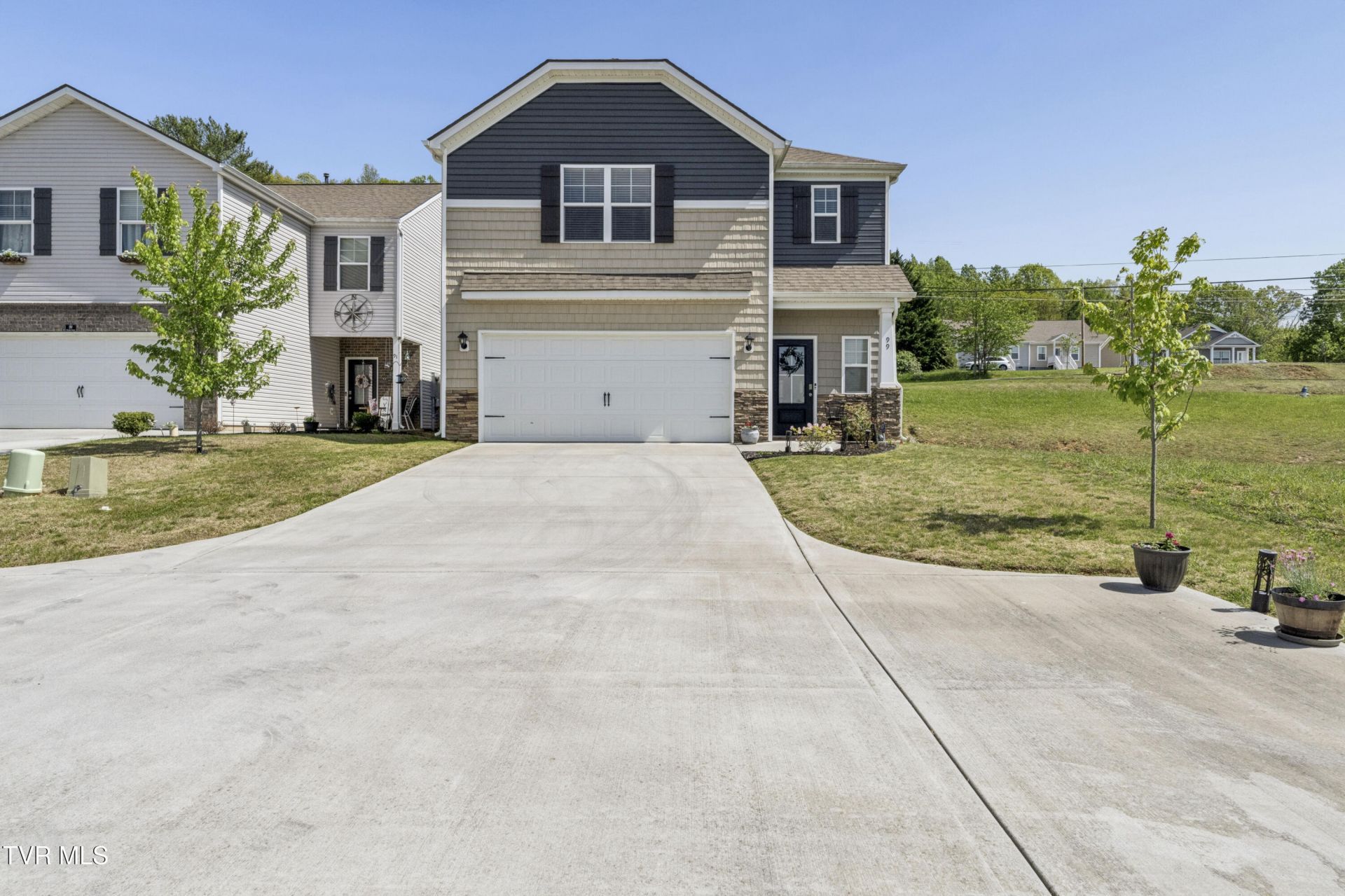 99 Sessile Court, Johnson City, TN 37604 Main Photo
