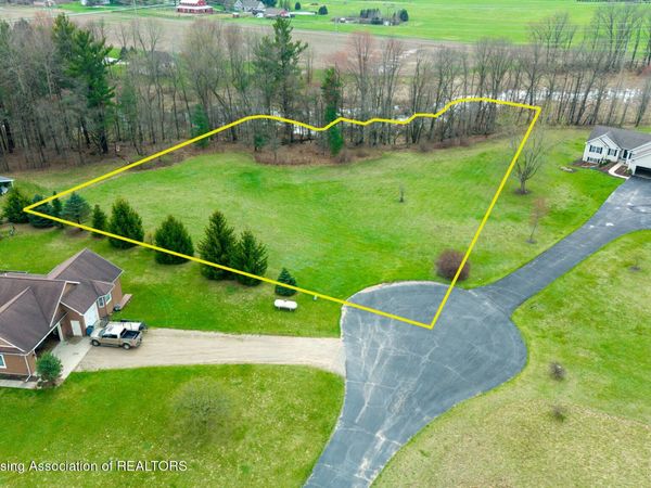 9490 Bear Cub Court, Rockford, MI 49341