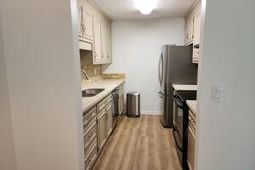 1714 Greystone photo 4