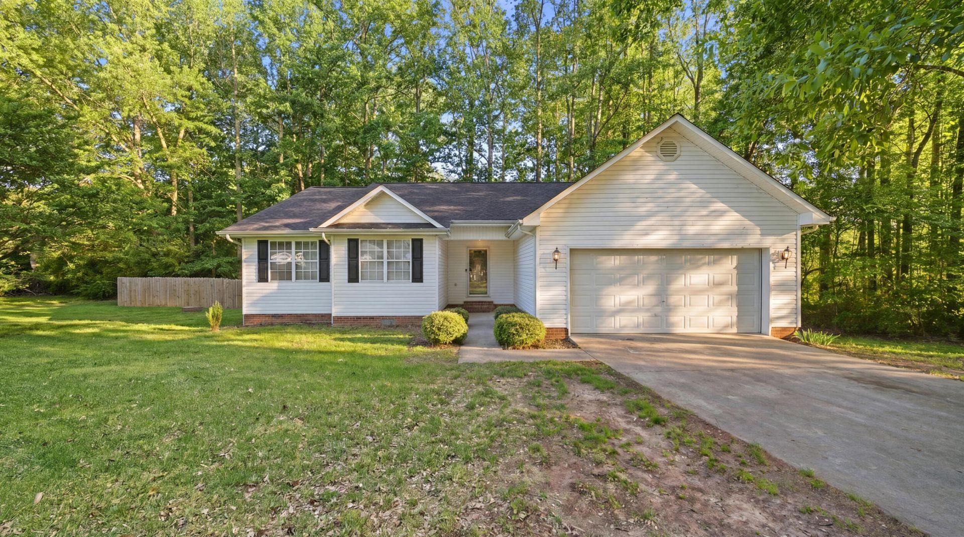 156 Woodstream Place Ne, Cleveland, TN 37312 Main Photo