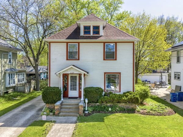 427 Grand Avenue , Aurora, IL 60506