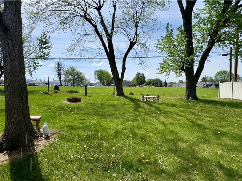 209 Rhoades Avenue, Greenville, OH 45331 Photo 12