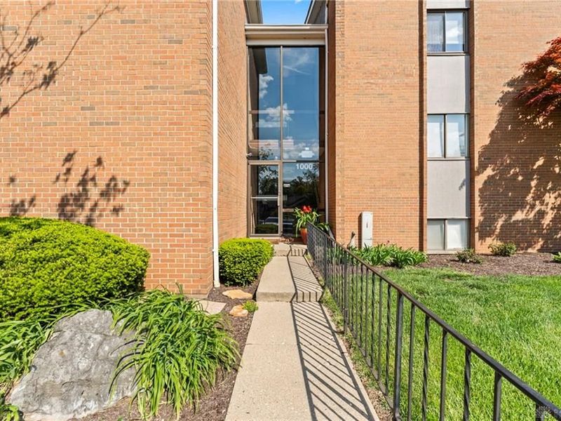 1000 LOOKOUT, West Carrollton, OH 45449 Photo 1