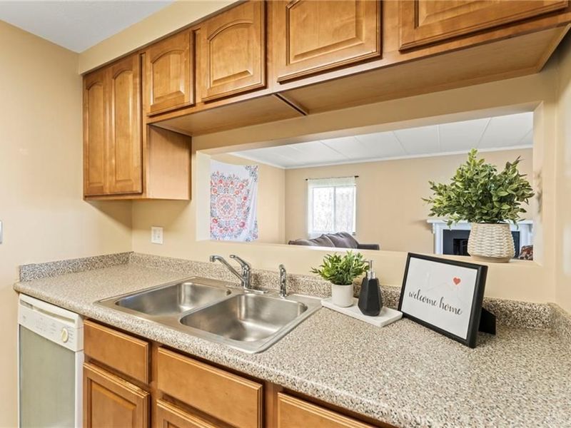 1000 LOOKOUT, West Carrollton, OH 45449 Photo 8