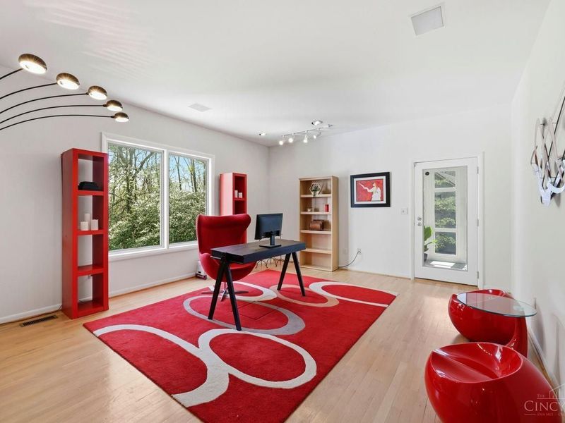 9030 Ambercreek Drive, Cincinnati, OH 45236 Photo 21