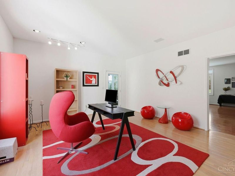 9030 Ambercreek Drive, Cincinnati, OH 45236 Photo 22