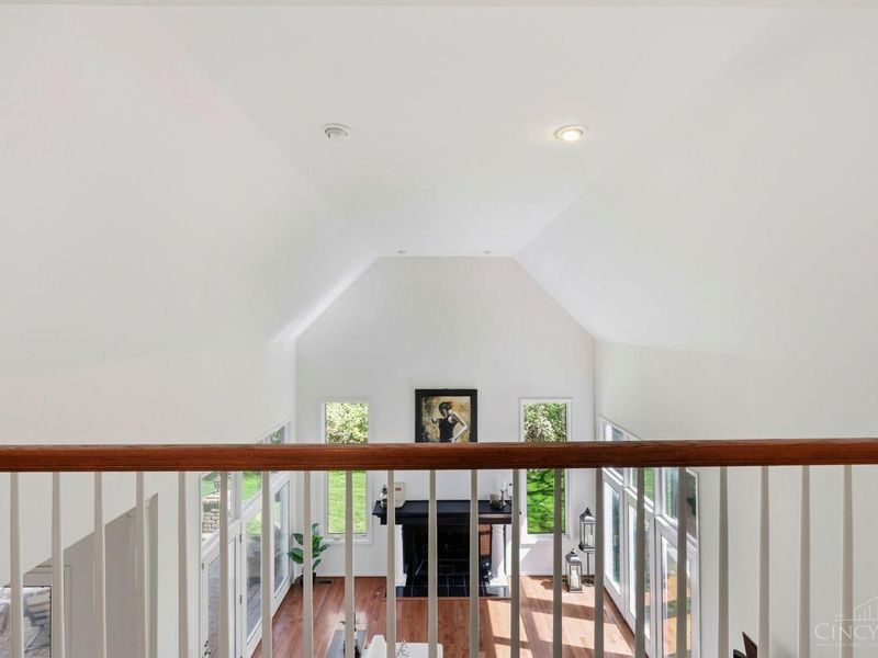 9030 Ambercreek Drive, Cincinnati, OH 45236 Photo 27
